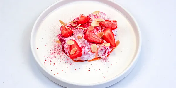 jahody so šľahaným mascarpone, 