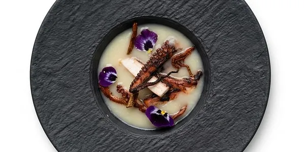 Polpo alla griglia con crema di patate 