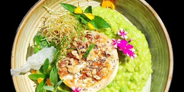🆕250g Peas risotto with goat cheese and walnuts