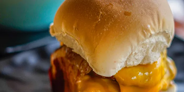 Cheeseburger art Classic
