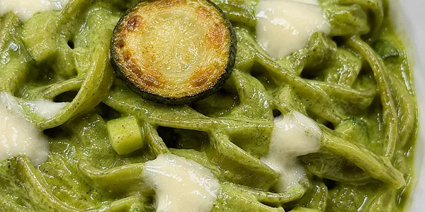 Fettuccine Verdi Zucchine e Pecorino