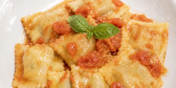 Ravioli della Tradizione Ricotta e Spinaci