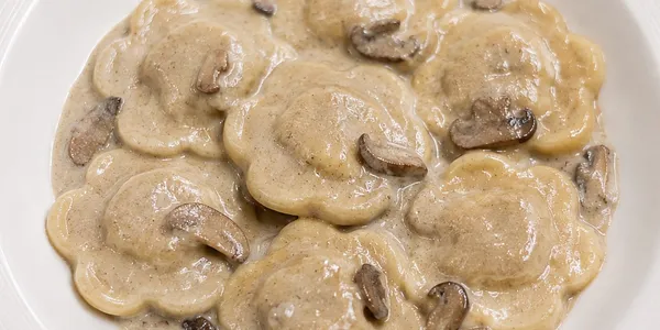 Ravioli Ripieni di Carne ai Funghi