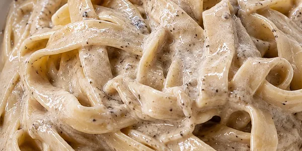 Fettuccine Profumate al Tartufo