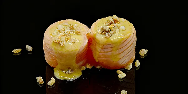 49. Gunkan flambè 