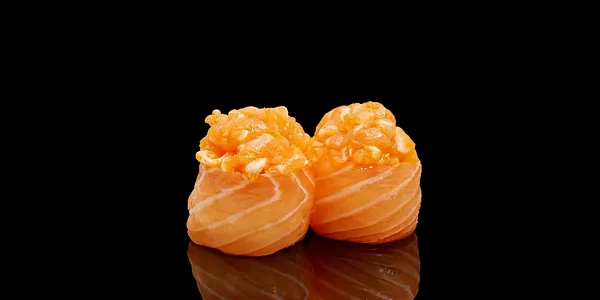 42. Gunkan salmone 