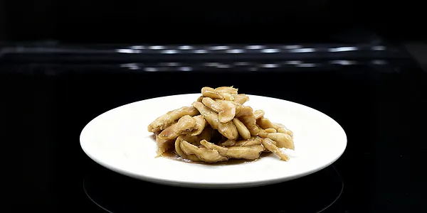 213. Pollo* mandorle 