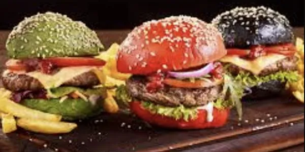 TRIOLOGIA DE HAMBURGUESAS / HAMBUERGER TRIOLOGY (GOURMET)