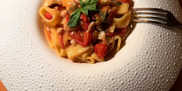 Calamarata Fresca in Guazzetto di Gallinella