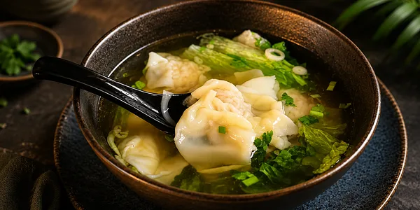 C6 WONTON DUMPLING SOUP