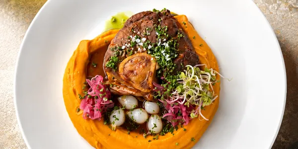 250g Teľacie osso buco s batatovo kokosovým pyré
