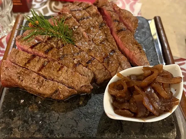 Tagliata piemontese Co.Al.Vi su pietra ollare