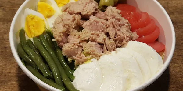 N.1 Insalatona di Tonno