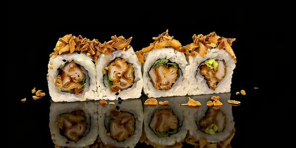 107. Onion roll 