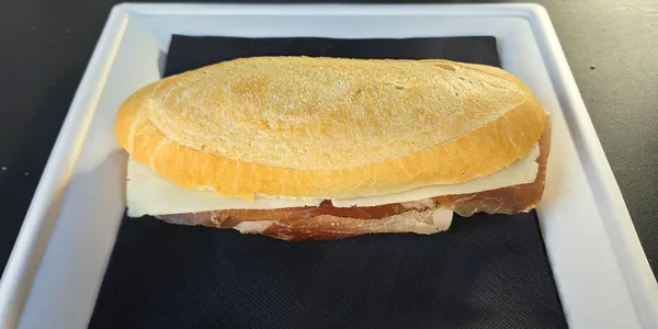 Speck e formaggio(speck and cheese).