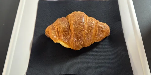 Cornetto vuoto(plain croissant)