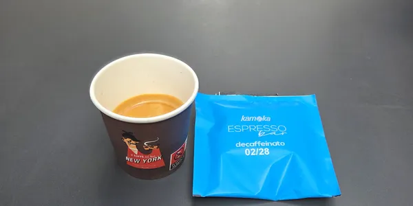 Caffè decaffeinato (decaffeinated coffee)