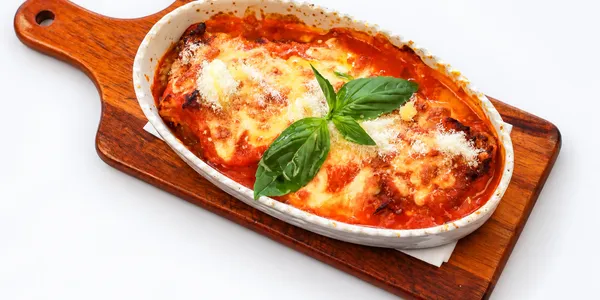 lasagne with beef bolognese ragout, 
