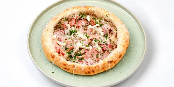 pizzetta s bravčovou porchettou,