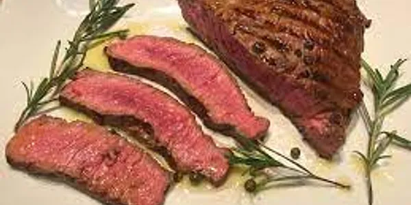TAGLIATA DI MANZO 