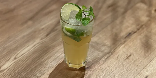 PASSION FRUIT MOJITO