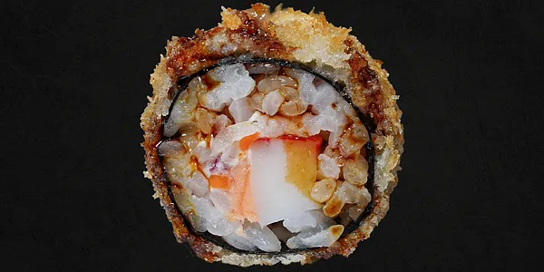 16 - Hotroll salmone, Polpa di Granchio*, philadelphia e salsa teriyaki [8 pezzi]