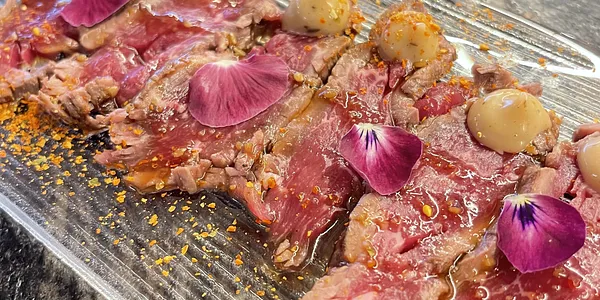 TATAKI SOLOMILLO DE TERNERA A LA BRASA // TATAKI GRILLED BEEF SIRLOIN