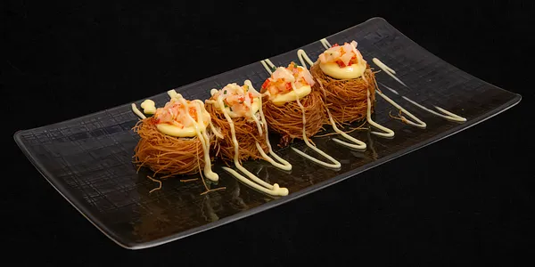 12 - Hotroll Salmon Kataifi [4 pezzi]
