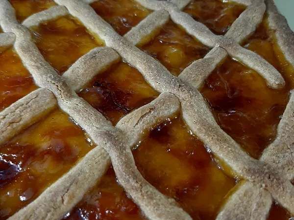 Crostata con burro d'alpe e le nostre marmellate
