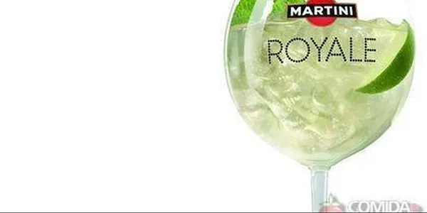 Martini Royale dello Chalet. Se proprio vuoi far vedere che ti piace viaggiare, comincia da qui.