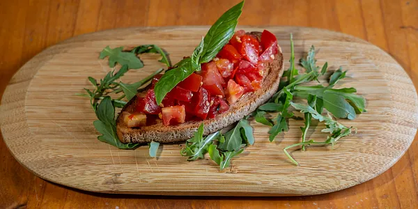 Bruschetta pomodoro e basilico 